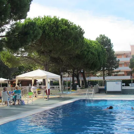 Aparthotel Valbella Bibione