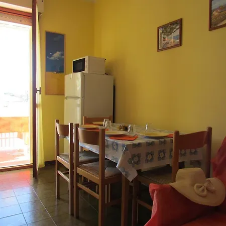 Valbella Aparthotel 3*