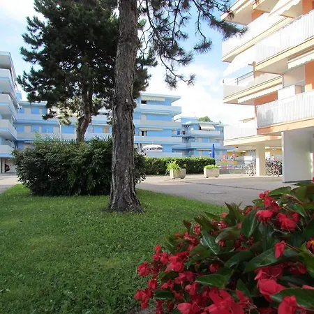 Aparthotel Valbella 3*