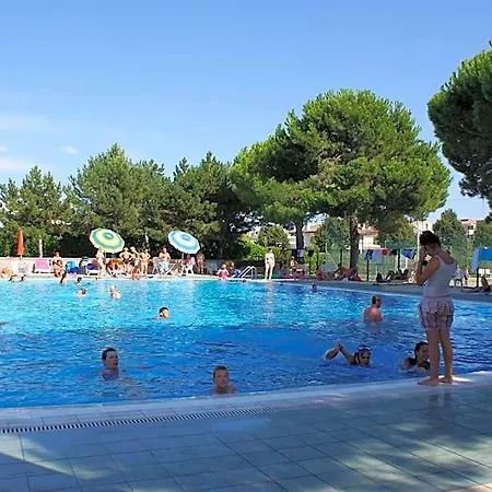 Valbella - With Pool ביביונה