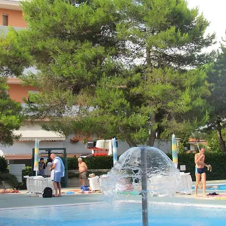 Valbella 3* Бибионе