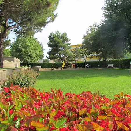 アパートホテル アパルタメンティ ヴァルベラ ビビオーネ